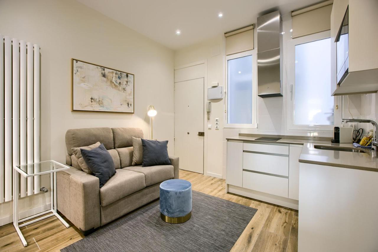 Appartamento Charming Retiro II Madrid Esterno foto
