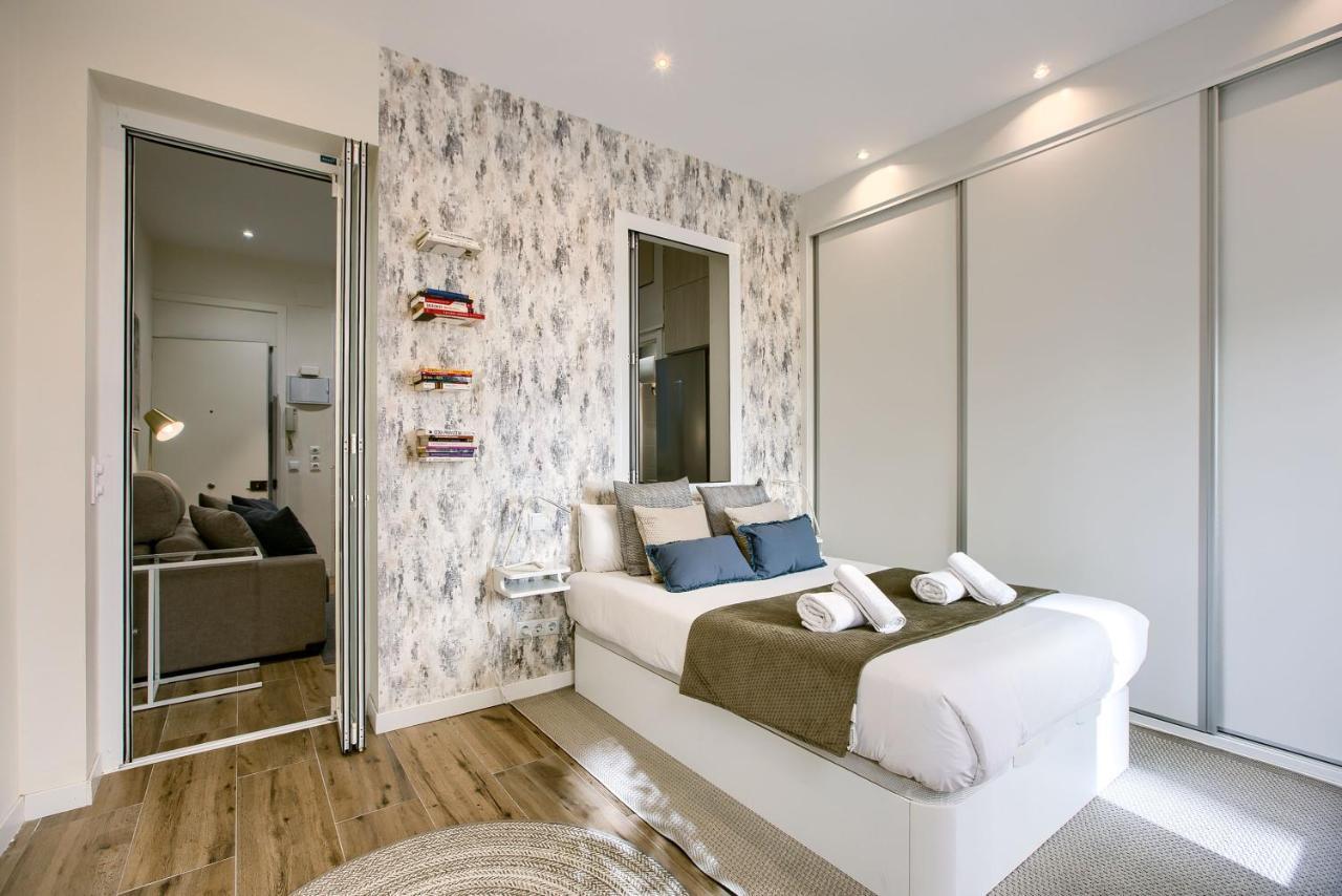 Appartamento Charming Retiro II Madrid Esterno foto